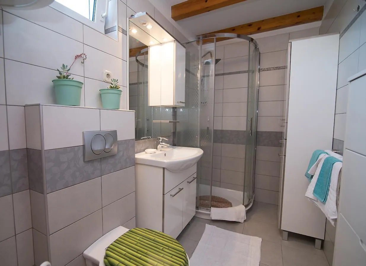 Rialto Apartment Veli Losinj 0*,  Croatia